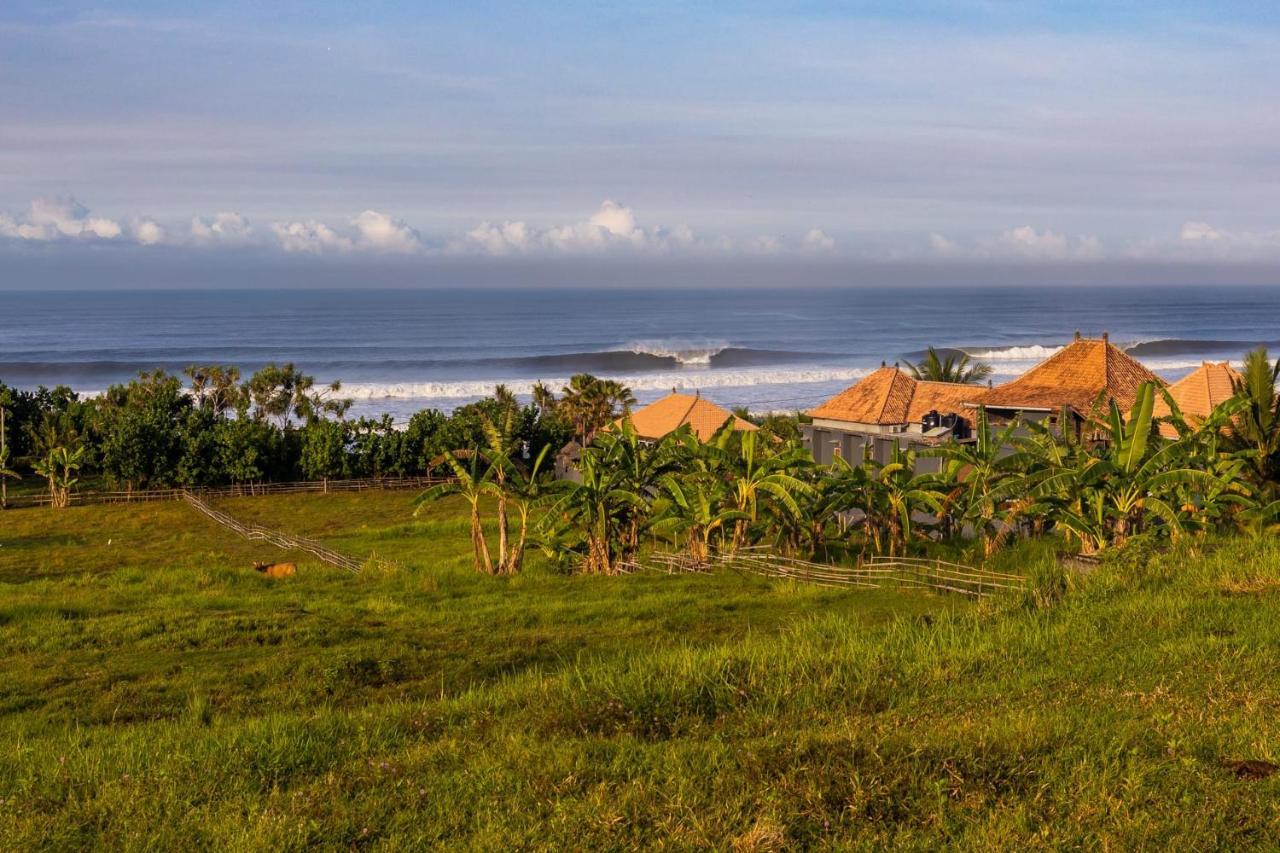 Medewi Secret Surfcamp Pulukan Exterior foto