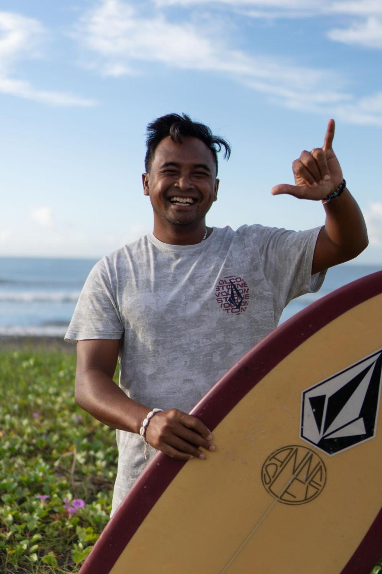 Medewi Secret Surfcamp Pulukan Exterior foto
