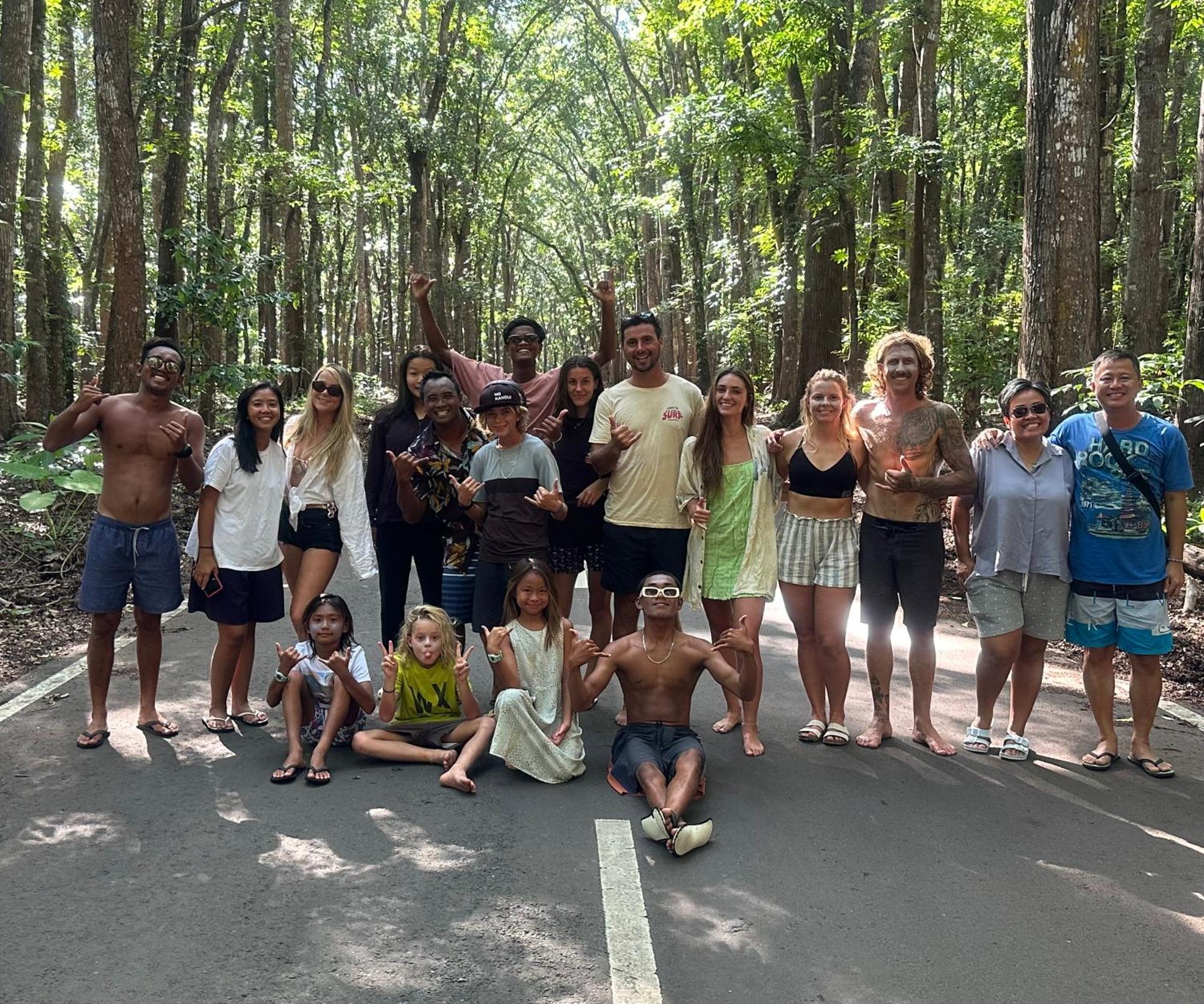 Medewi Secret Surfcamp Pulukan Exterior foto
