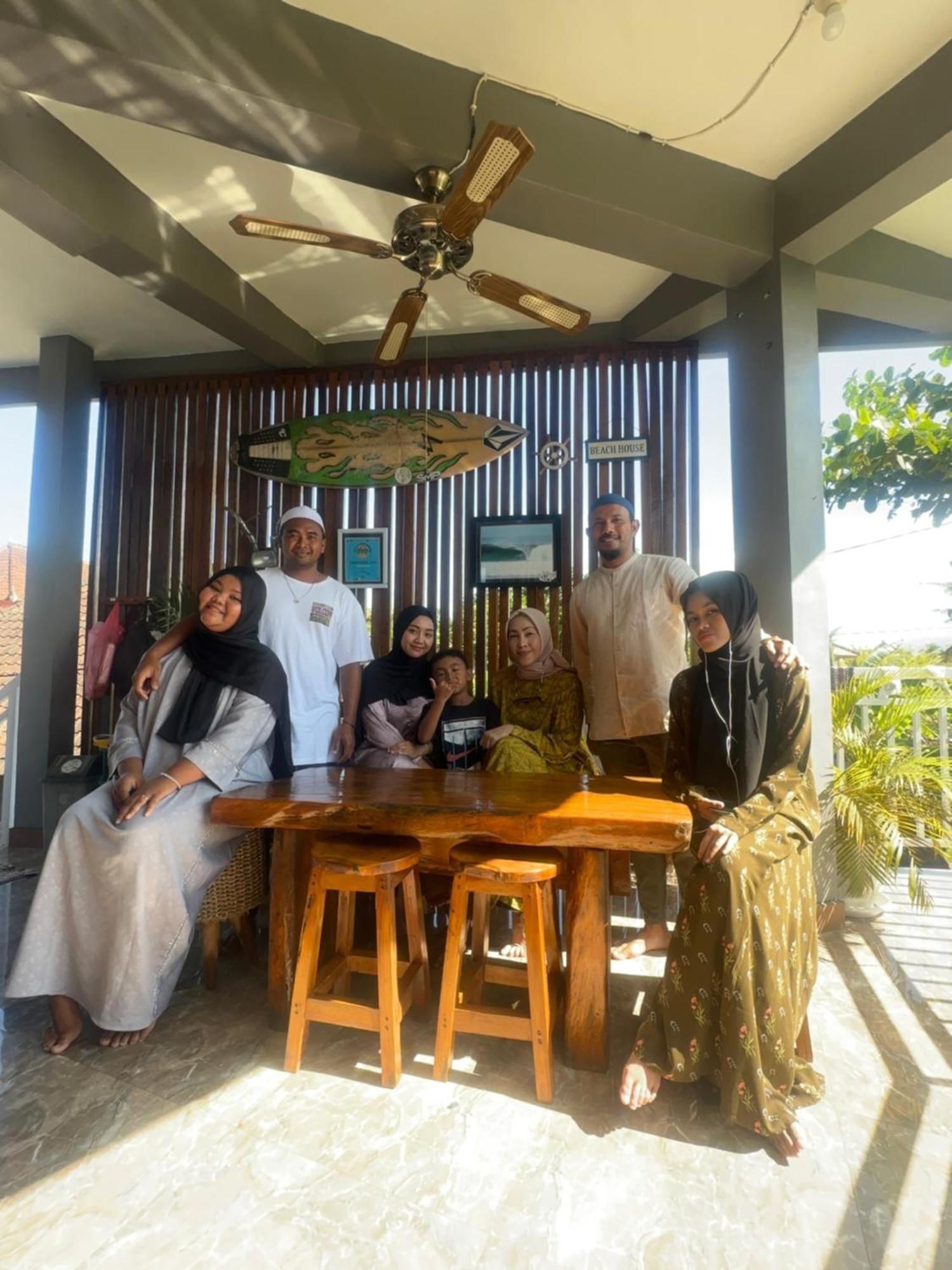 Medewi Secret Surfcamp Pulukan Exterior foto