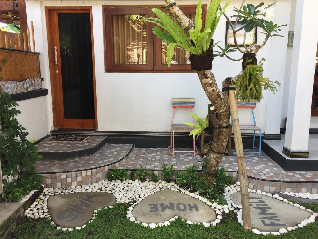 Medewi Secret Surfcamp Pulukan Exterior foto